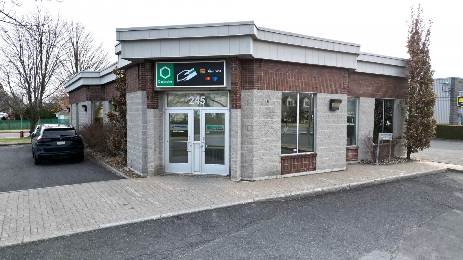 245 Boul Yvon-L'heureux N, Beloeil, QC à vendre Photo principale- Image 1 de 1