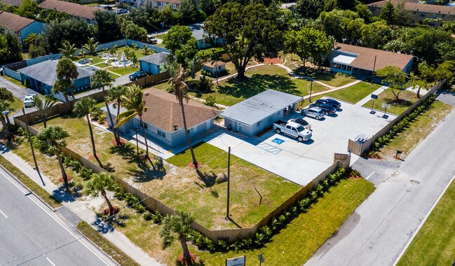 Plus de détails pour 1893 N Haverhill Rd, West Palm Beach, FL - Soins de santé à vendre