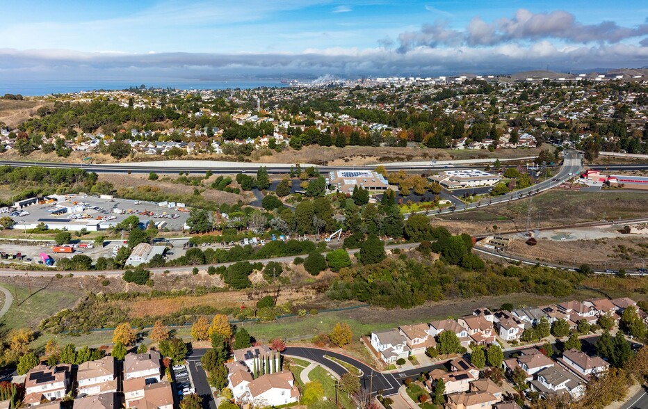 000 Palm Ave, Hercules, CA à vendre - Photo principale - Image 1 de 5