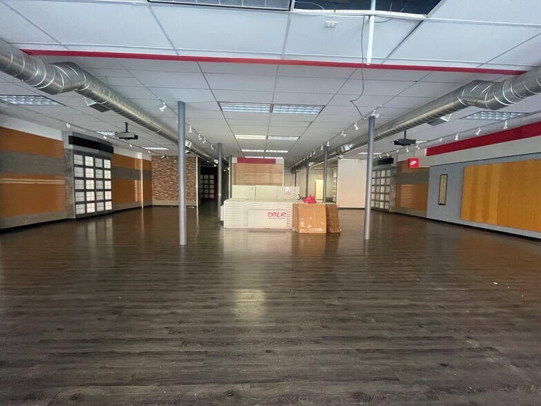 11139 S Michigan Ave, Chicago, IL à vendre - Photo du bâtiment - Image 3 de 8