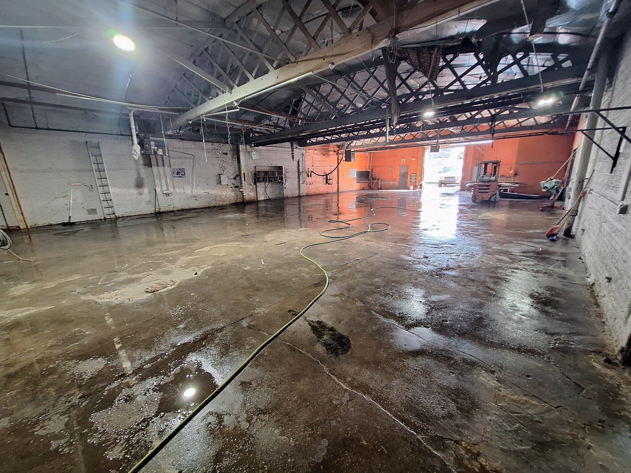 4401-4415 W Cermak Rd, Chicago, IL for lease Primary Photo- Image 1 of 8