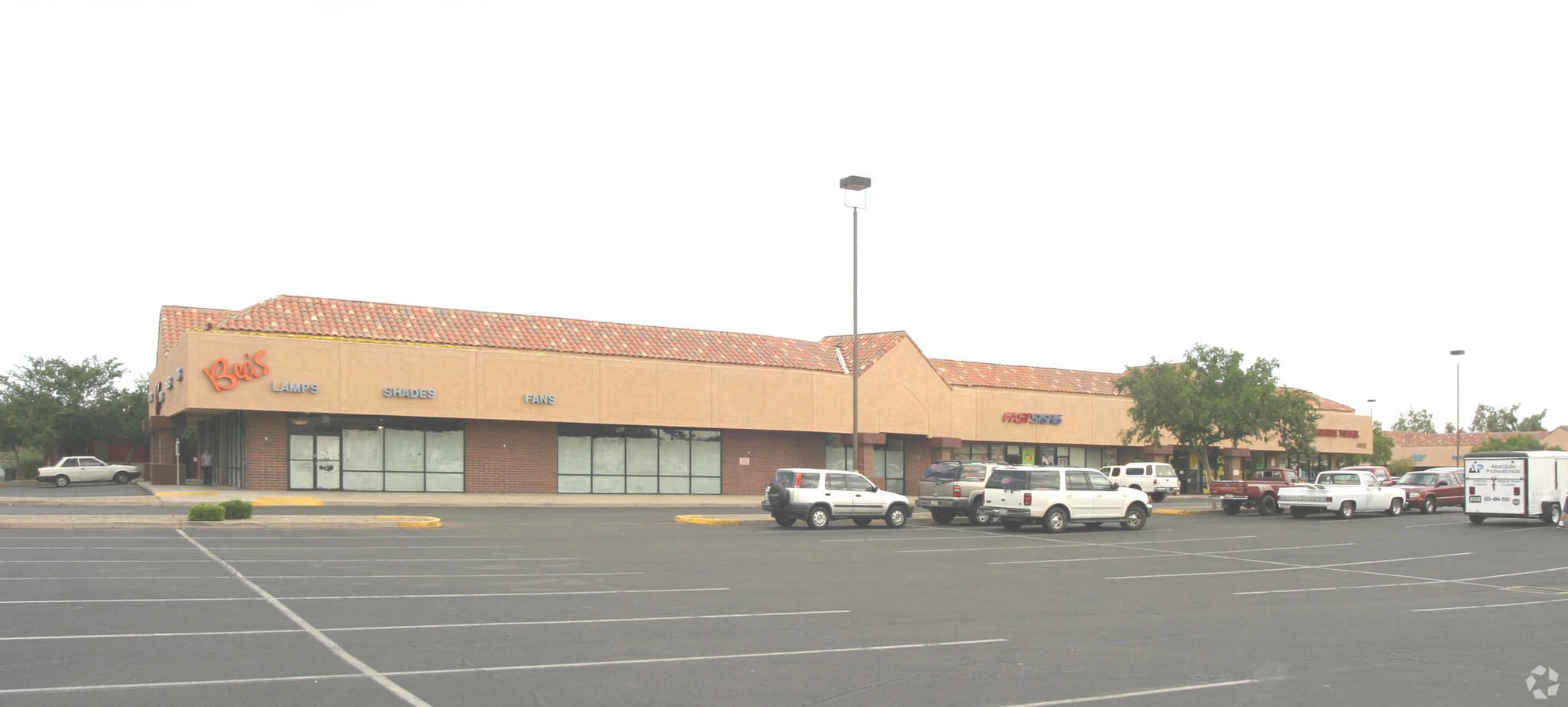 6002 W Bell Rd, Glendale, AZ for lease Primary Photo- Image 1 of 8