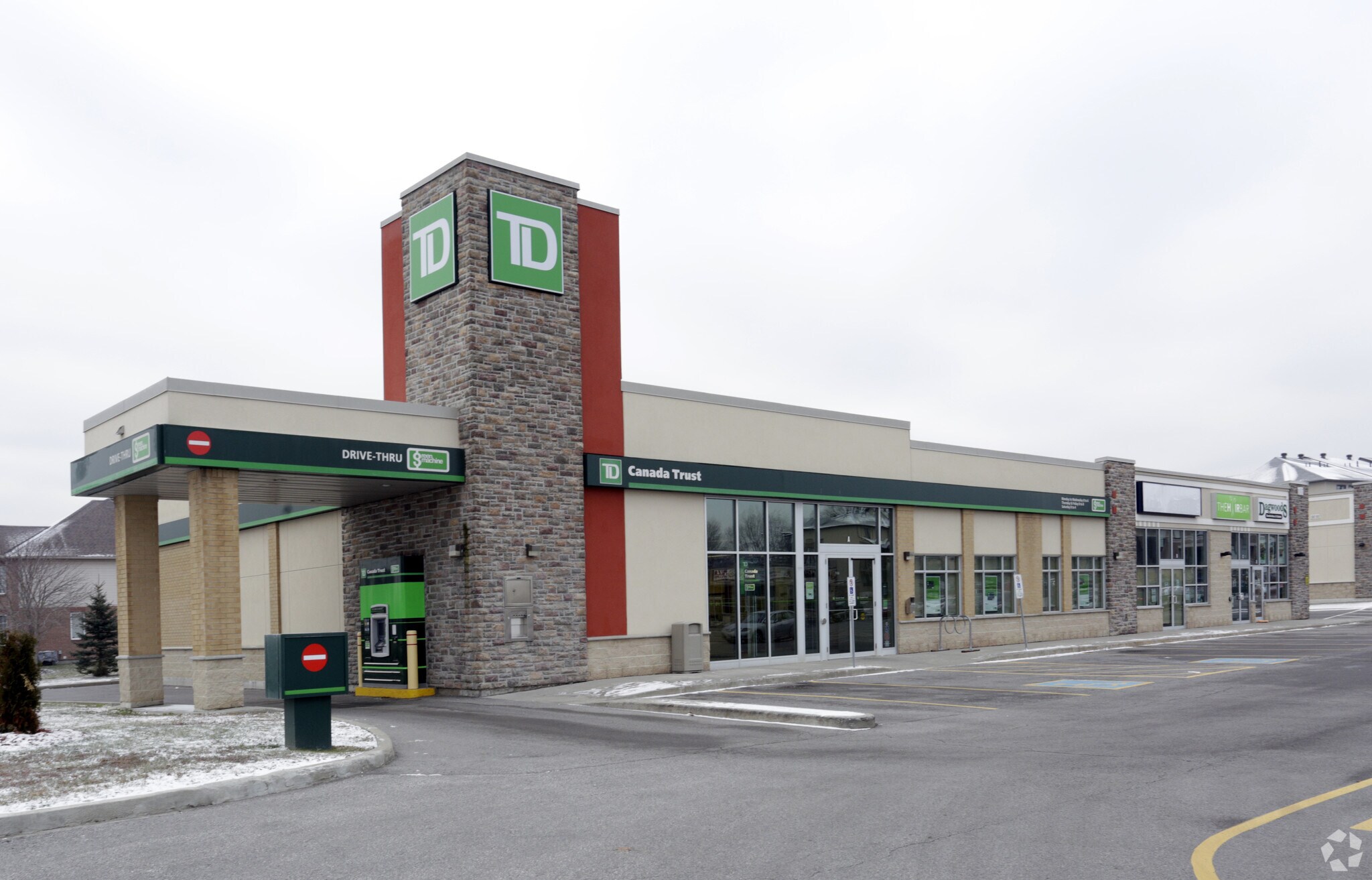 1102-1108 Klondike Rd, Ottawa, ON à vendre Photo principale- Image 1 de 1