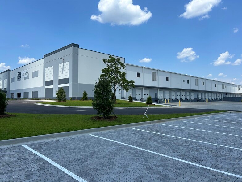 101 Westside Blvd, Pooler, GA à louer - Photo du bâtiment - Image 2 de 13