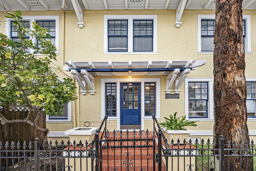 1723 25th St, Galveston, TX for sale - Building Photo - Image 3 of 43
