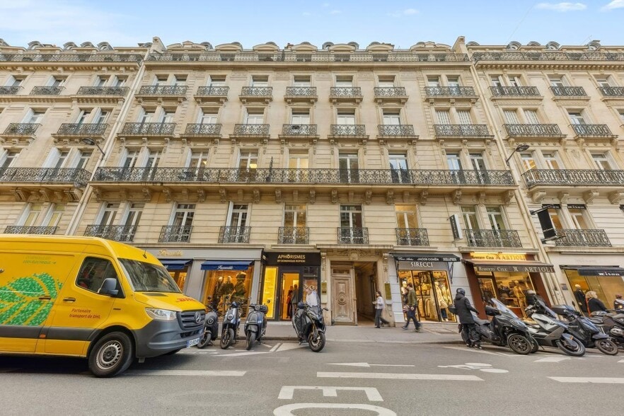 29 Rue Marbeuf, Paris for lease - Building Photo - Image 1 of 24