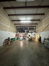 771 Shallowford Rd, Marietta, GA for lease Interior Photo- Image 1 of 10