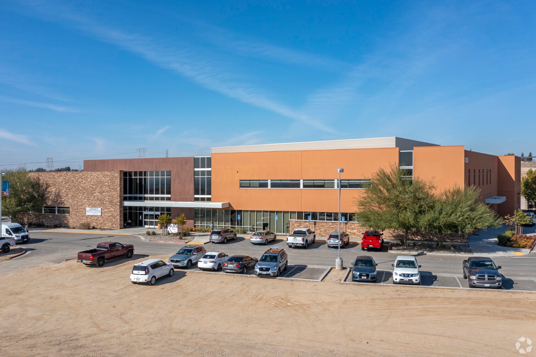 4500 Morning Dr, Bakersfield, CA for lease Primary Photo- Image 1 of 34