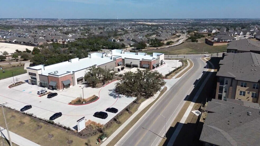 149 Bulbine Dr, Leander, TX à louer - Vidéo sur l’inscription commerciale - Image 2 de 10