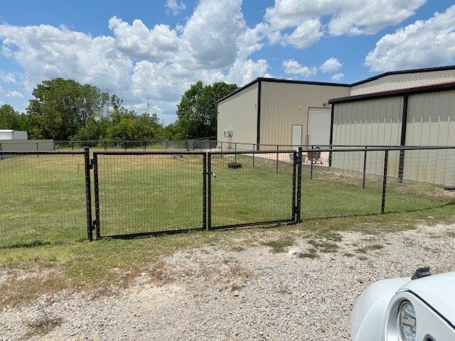 120 Bear Cat Rd, Aledo, TX for lease - Building Photo - Image 2 of 11