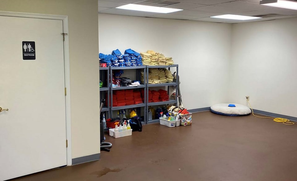 2130-2134 Berkmar Dr, Charlottesville, VA à louer - Photo intérieure - Image 2 de 4