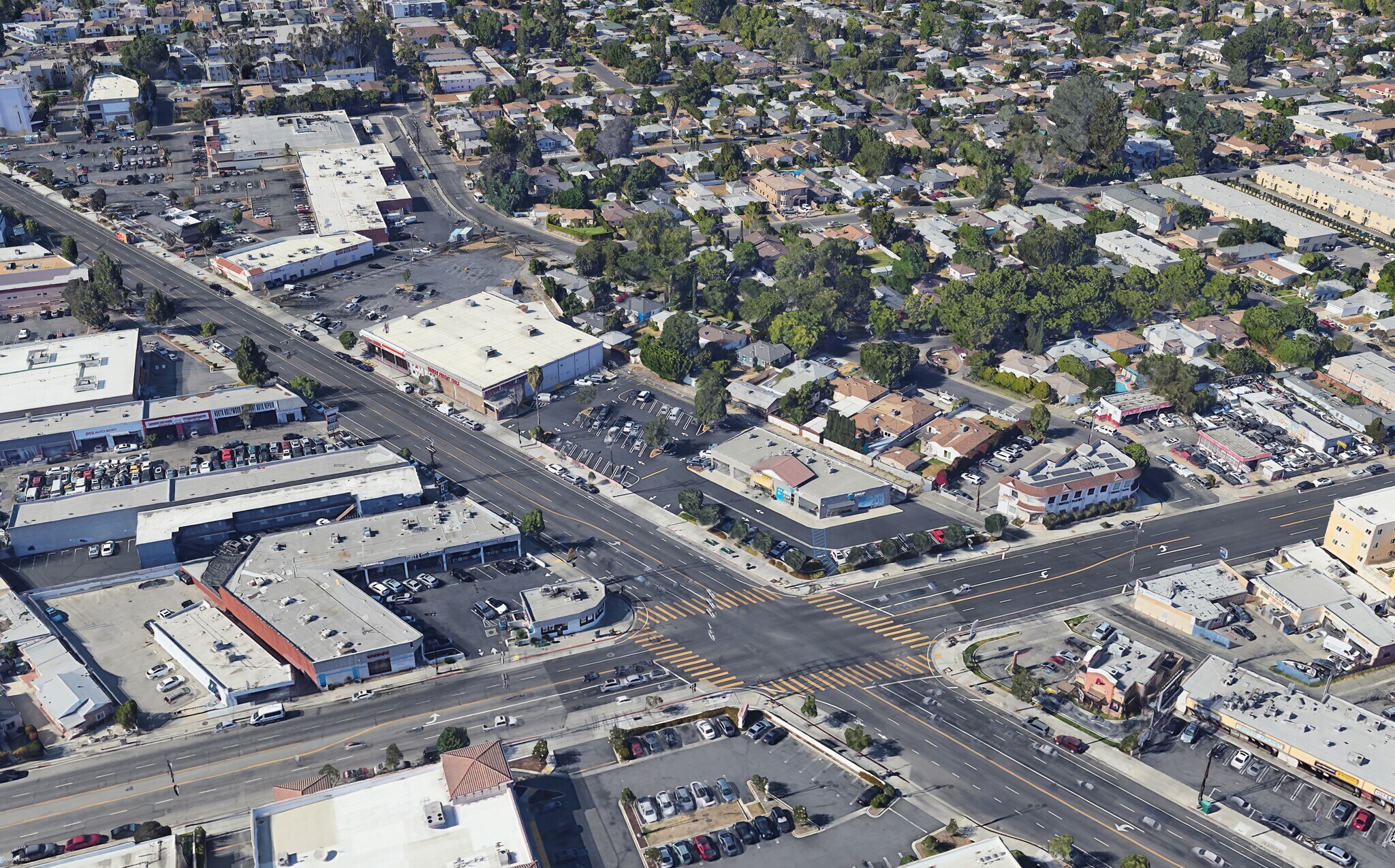 6000 Lankershim Blvd, North Hollywood, CA for lease Primary Photo- Image 1 of 3