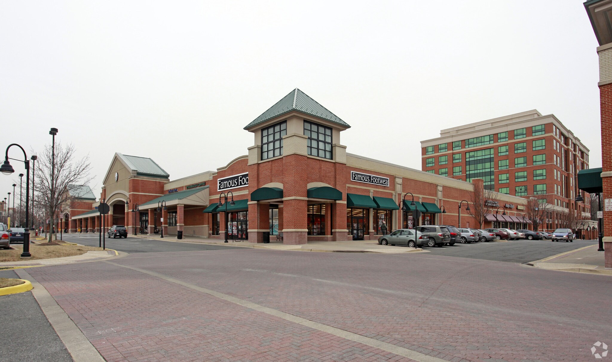 5990 Kingstowne Towne Ctr, Alexandria, VA for lease Primary Photo- Image 1 of 31