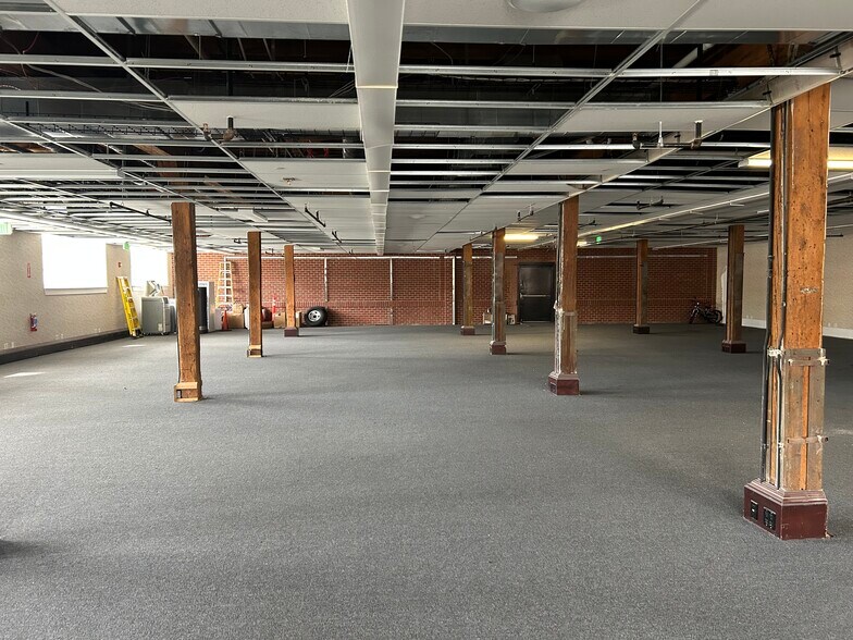 600 7th St NW, Grand Rapids, MI à louer - Photo intérieure - Image 2 de 3