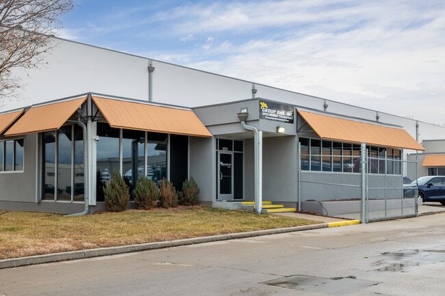 Plus de détails pour 1445 Taney St, North Kansas City, MO - Industriel à louer