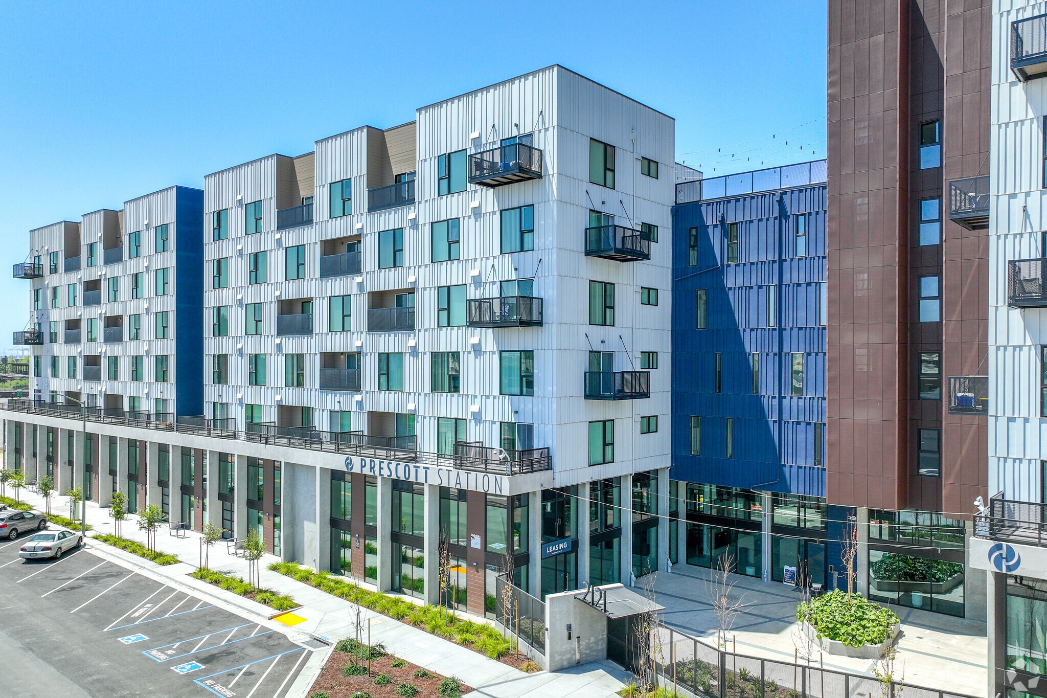 2121 Wood St, Oakland, CA for lease Primary Photo- Image 1 of 24