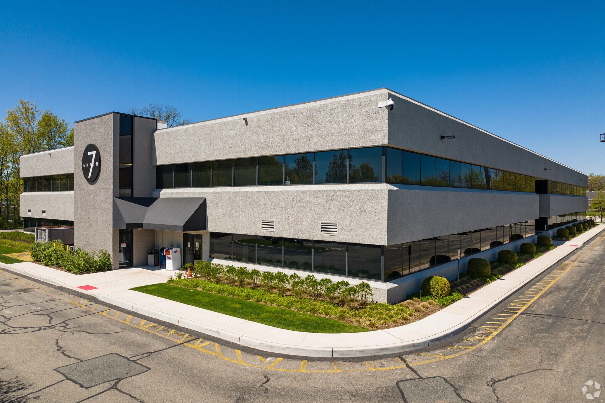 7 Entin Rd, Parsippany, NJ à louer Photo du bâtiment- Image 1 de 7