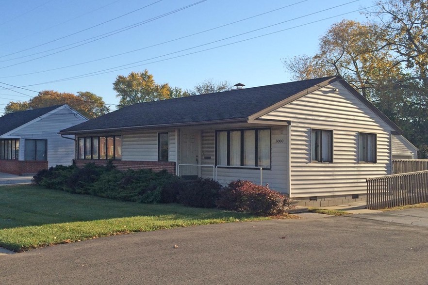 3000 Douglas Rd, Toledo, OH for sale - Building Photo - Image 3 of 5