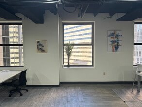 112 S Tryon St, Charlotte, NC for lease Interior Photo- Image 2 of 11