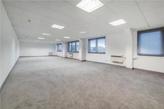 Greenwell Rd, Aberdeen for lease Interior Photo- Image 2 of 2