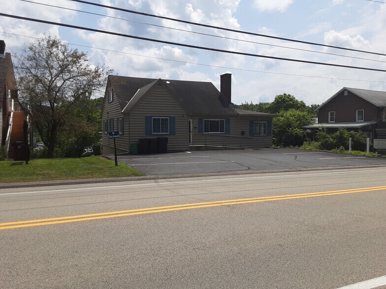 4027 Old William Penn Hwy, Murrysville, PA à louer - Photo du bâtiment - Image 2 de 18