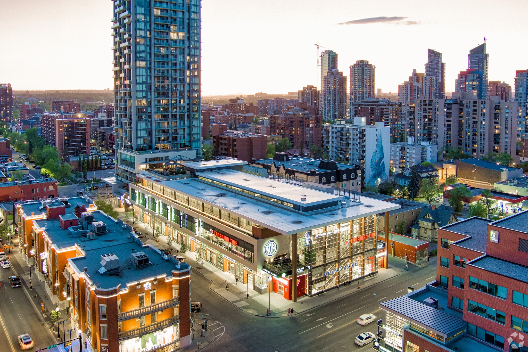 906 16th Ave SW, Calgary, AB for lease Aerial- Image 1 of 5