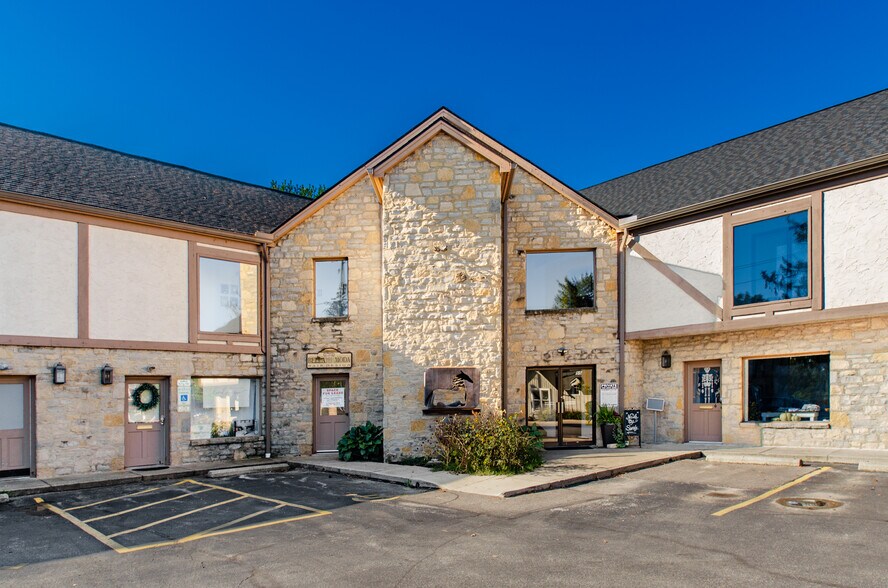 55 S High St, Dublin, OH à louer - Photo du bâtiment - Image 2 de 26