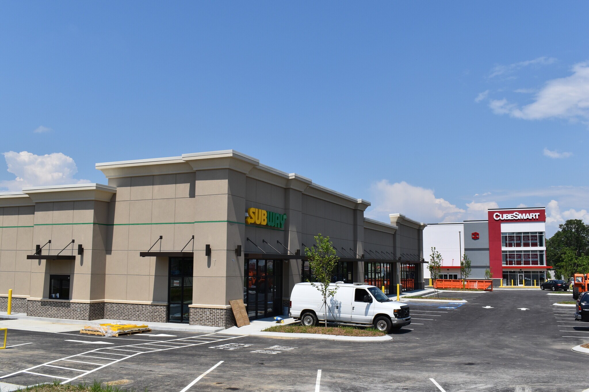 7635 Lee Hwy, Chattanooga, TN for lease Primary Photo- Image 1 of 31