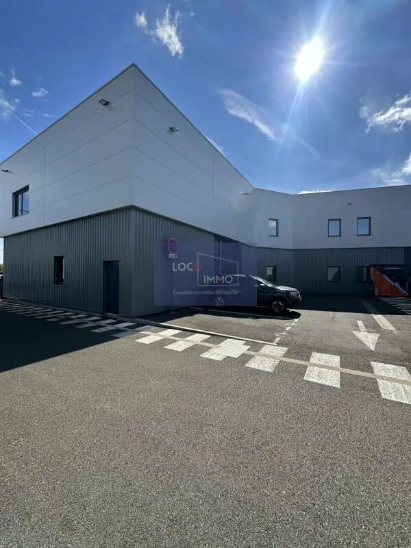 Flex in Mérignac for lease Building Photo- Image 1 of 9