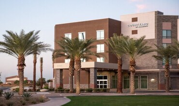 860 N Riverside St, Mesa, AZ for lease Building Photo- Image 1 of 4