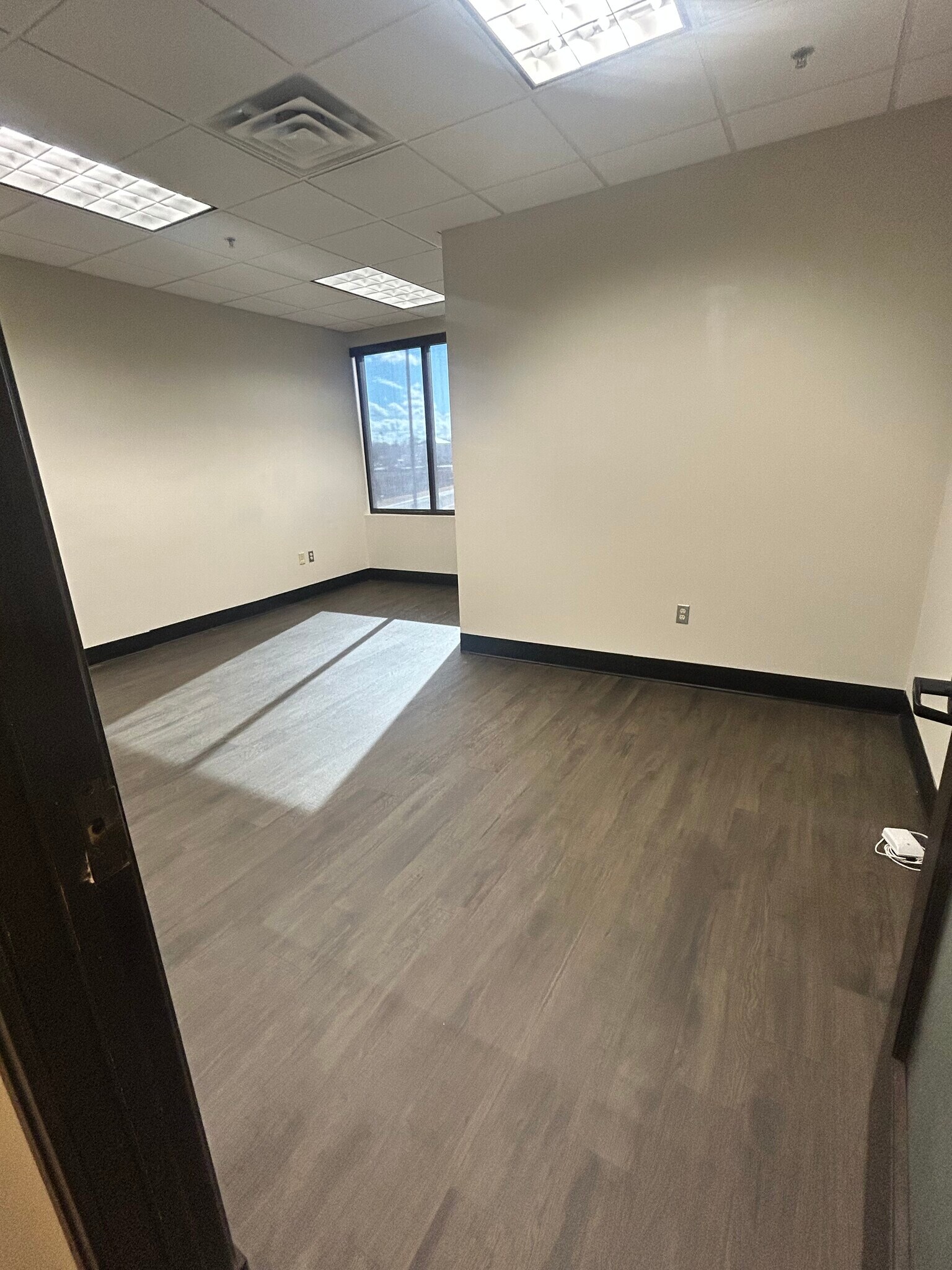 14001 McAuley Blvd, Oklahoma City, OK for lease Interior Photo- Image 1 of 3