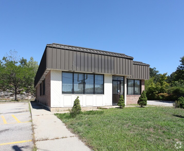 1257 Main St, Willimantic, CT à louer - Photo du bâtiment - Image 2 de 3