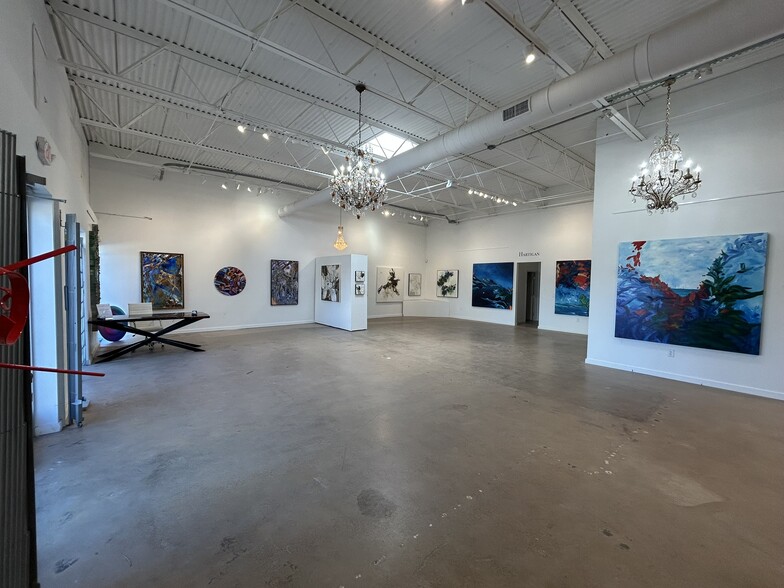 2835 Irving Blvd, Dallas, TX for sale - Building Photo - Image 3 of 9