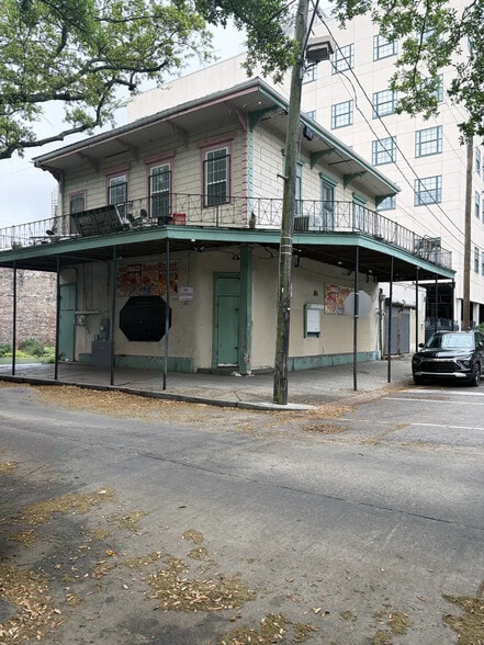 1216 Bienville St, New Orleans, LA for sale - Primary Photo - Image 1 of 1