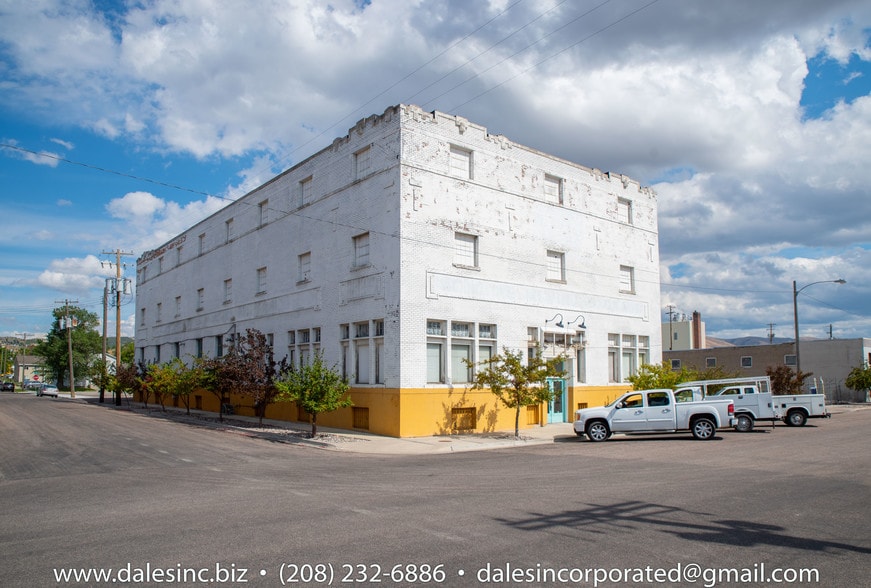 902 S 1st Ave, Pocatello, ID for lease - Building Photo - Image 1 of 1