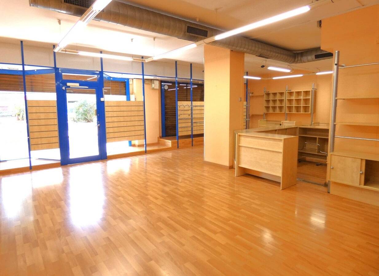 Sant Vicenç dels Horts 08620 - - - Interior Photo - Image 2 of 18