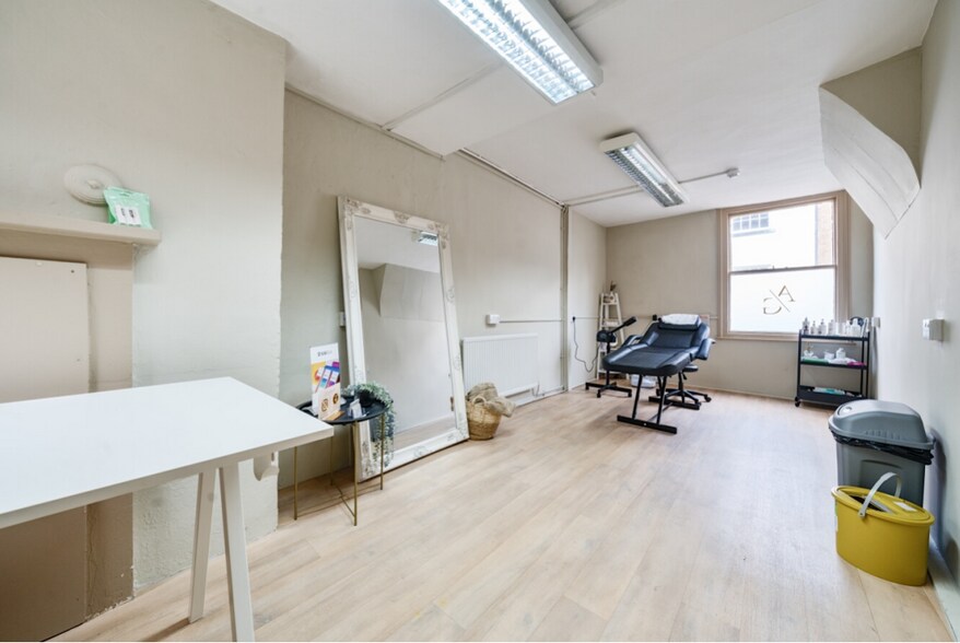 6 Carolgate, Retford à vendre - Photo intérieure - Image 3 de 11