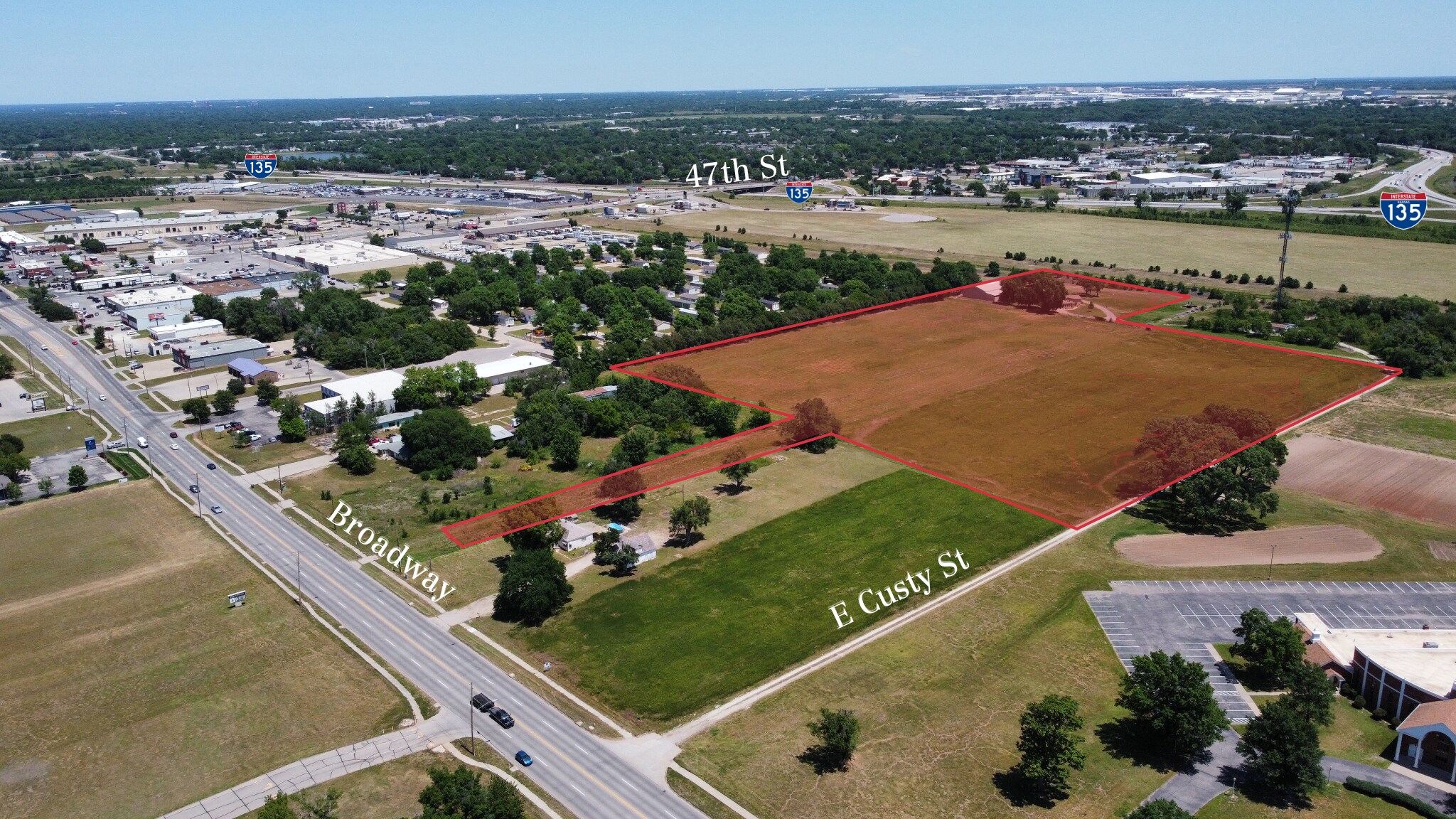 704 E Custy St, Wichita, KS for sale Primary Photo- Image 1 of 3