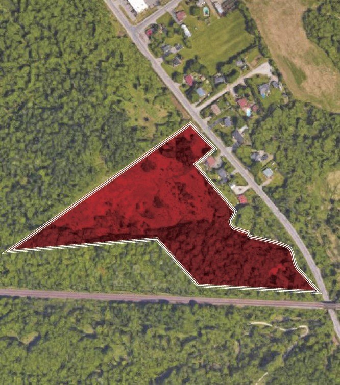 Rte Harwood, Vaudreuil-dorion, QC for sale Primary Photo- Image 1 of 1