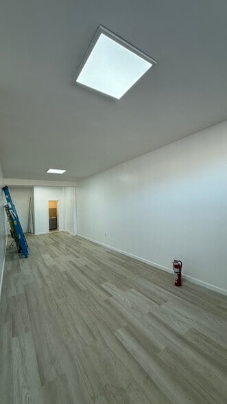 11462 Merrick Blvd, Jamaica, NY for lease - Building Photo - Image 3 of 6