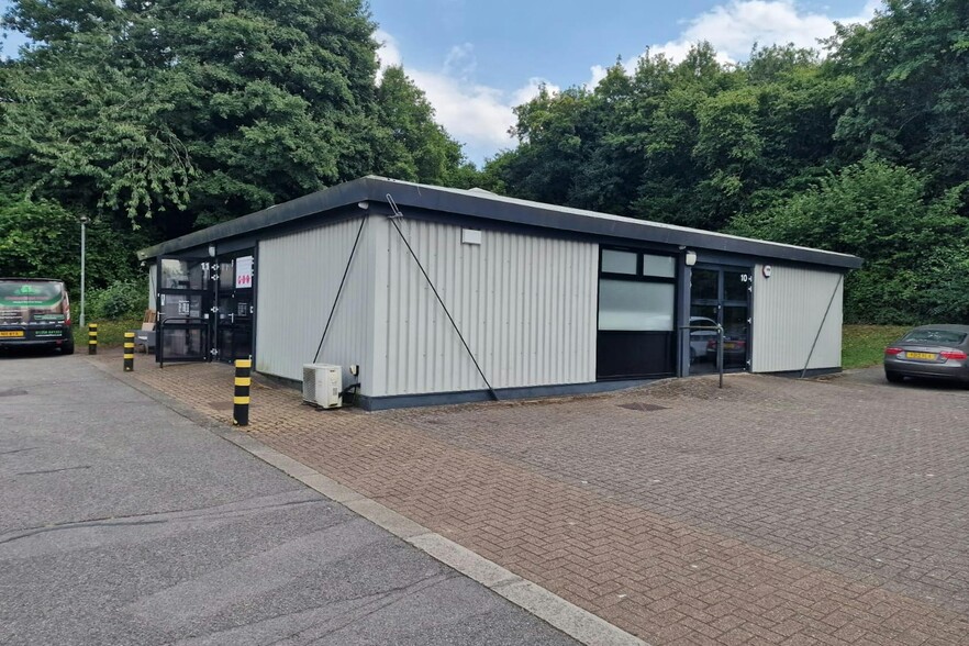 Stroudley Rd, Basingstoke for lease - Building Photo - Image 1 of 5