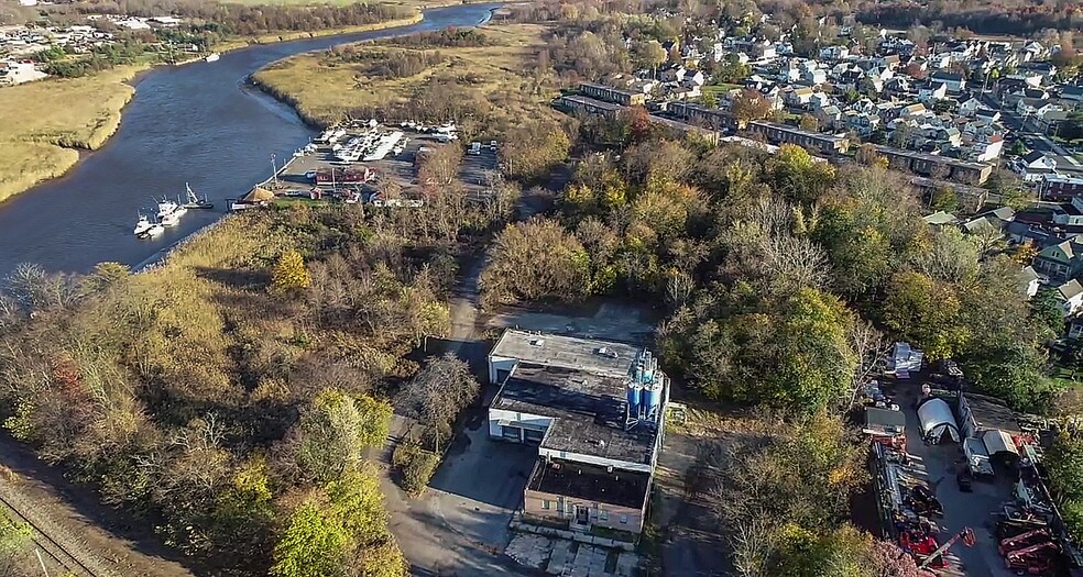 Whitehead Ave, South River, NJ à vendre - Photo du bâtiment - Image 2 de 9