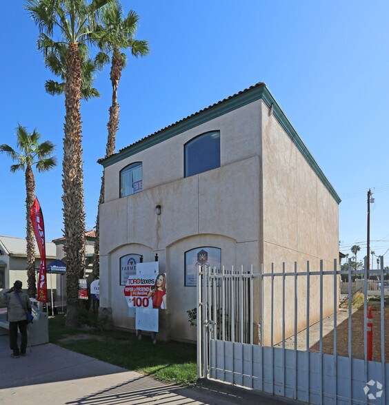 416 E 2nd St, Calexico, CA à vendre - Photo du bâtiment - Image 2 de 38