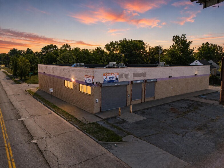 7870 Southfield Rd, Detroit, MI à vendre - Photo du bâtiment - Image 1 de 23