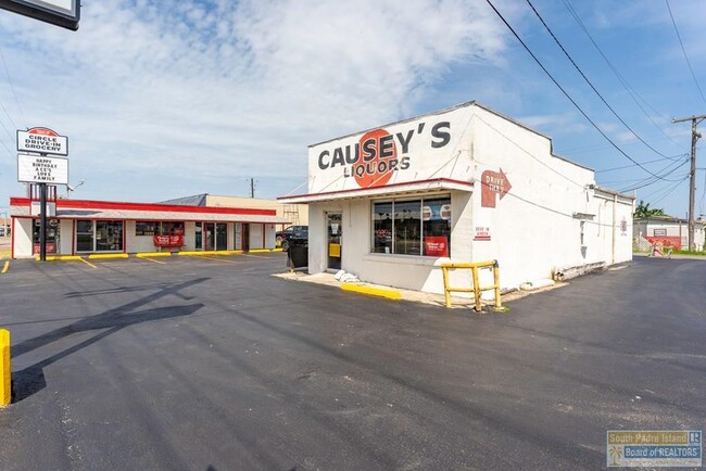 Plus de détails pour 323 State Highway 100, Port Isabel, TX - Commerce de détail à vendre