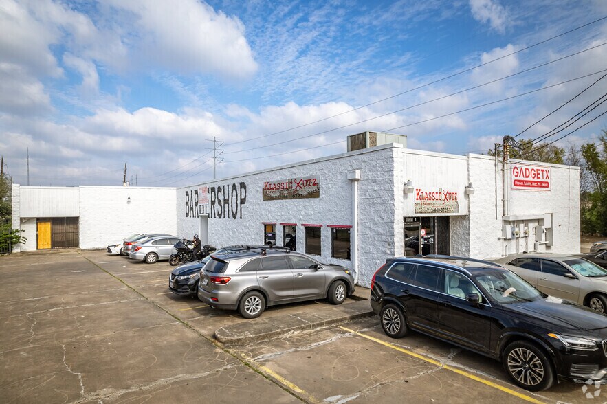 8403 Almeda. Rd, Houston, TX à louer - Photo du bâtiment - Image 3 de 21