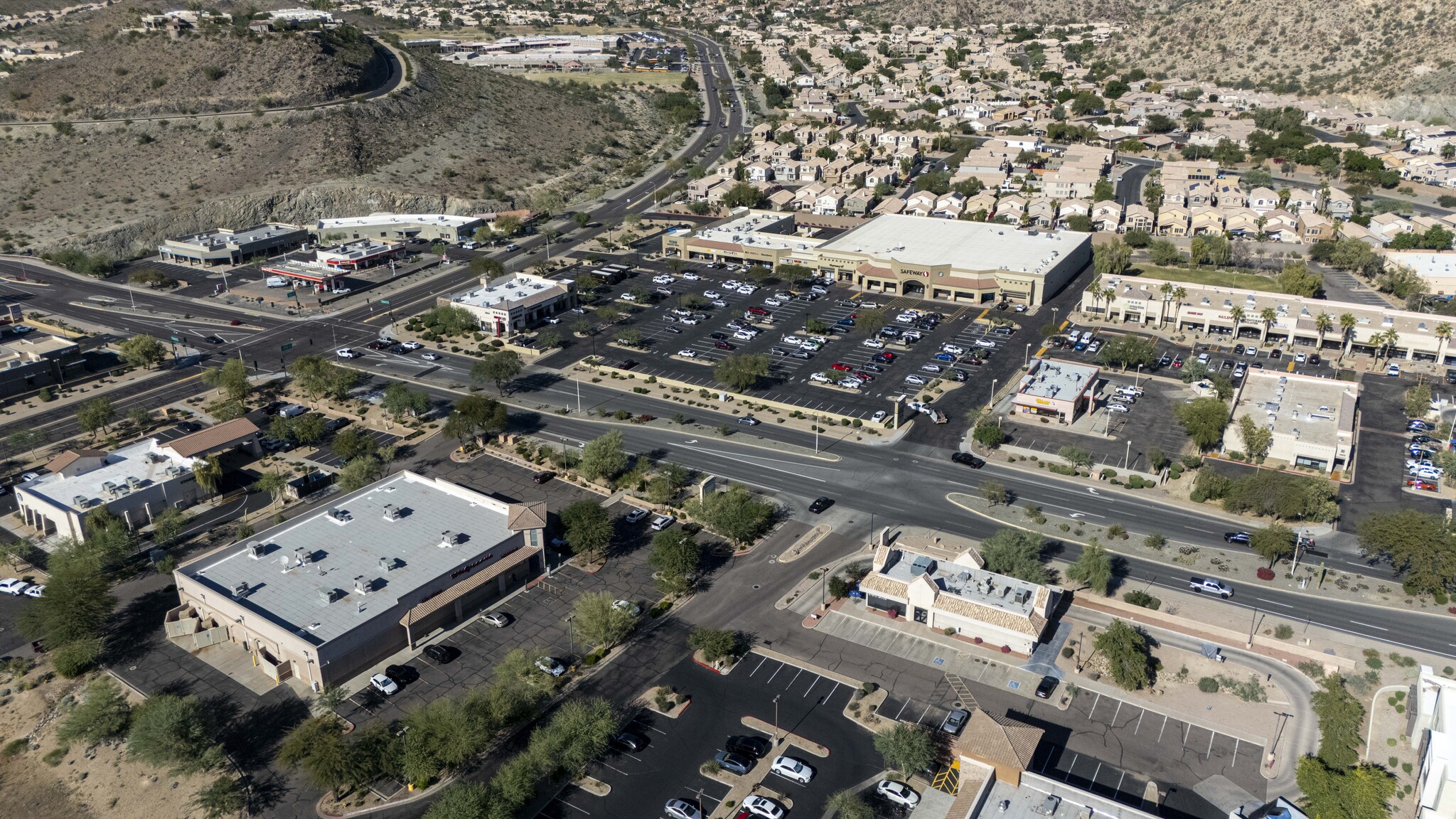 1334 E Chandler Blvd, Phoenix, AZ for lease Building Photo- Image 1 of 4