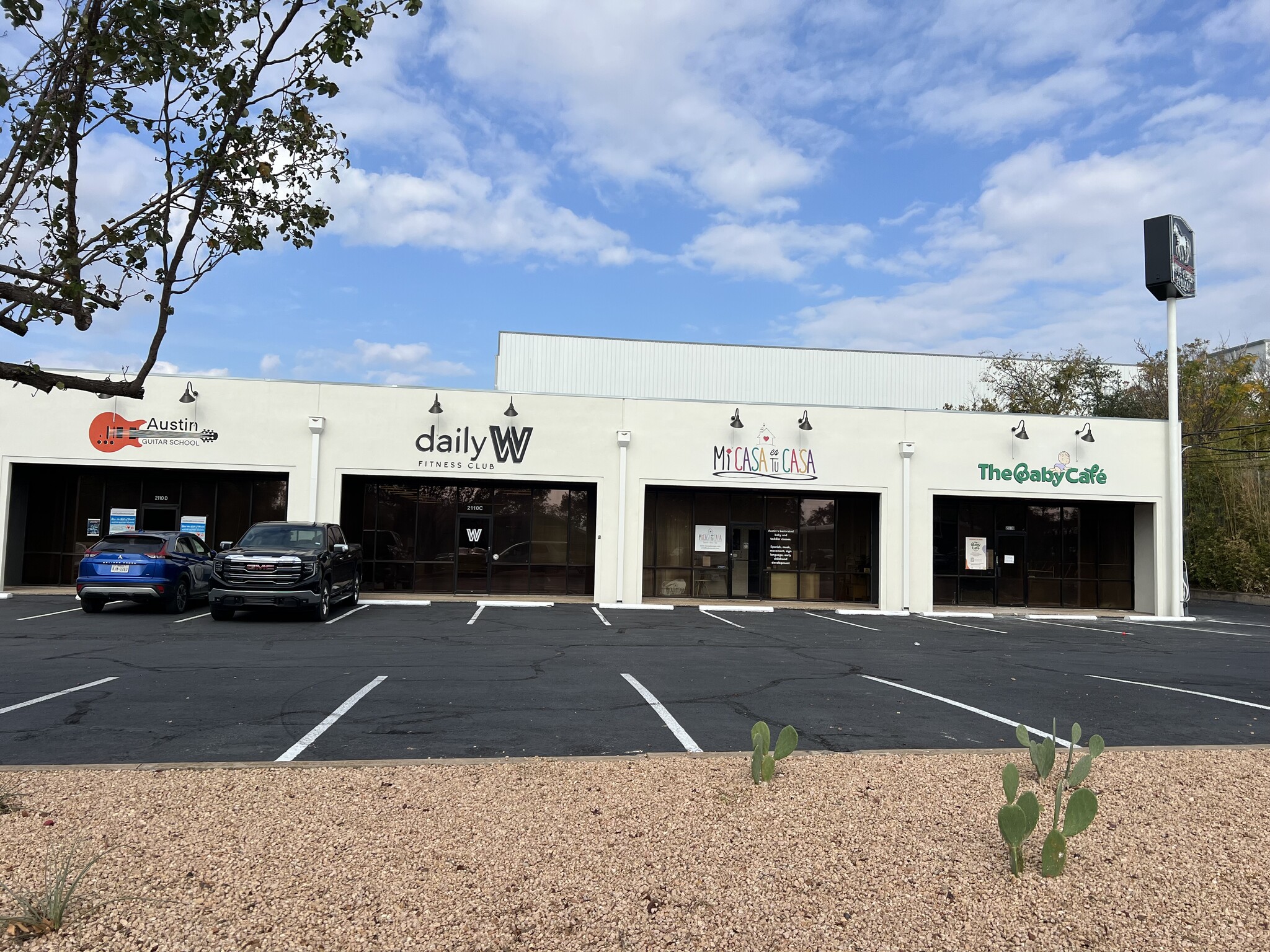 2110 Whitehorse Trl, Austin, TX for lease Building Photo- Image 1 of 6