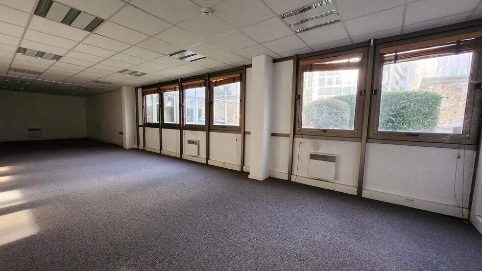 Bureau dans Boulogne-Billancourt à louer - Photo du bâtiment - Image 2 de 5