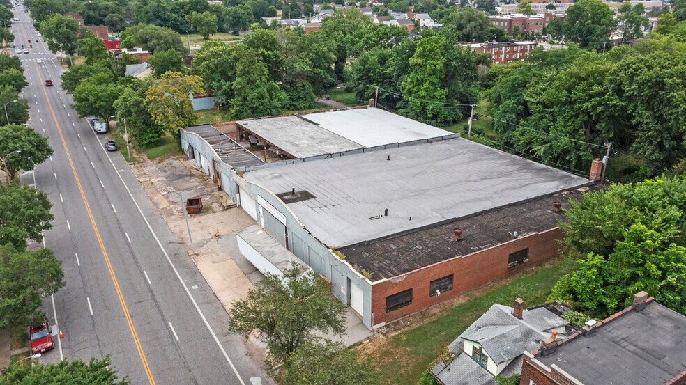 3960 Page Blvd, Saint Louis, MO à vendre - Photo du bâtiment - Image 2 de 6